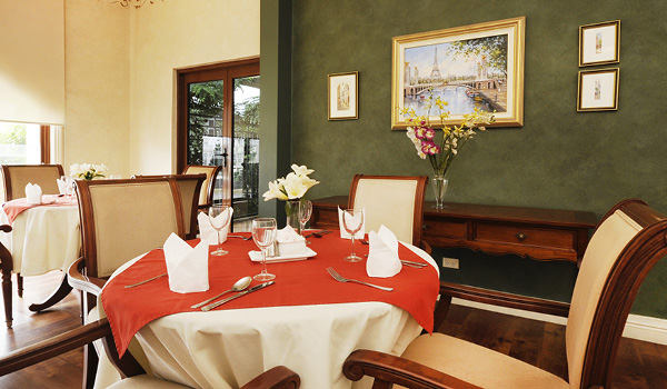 Villa Serena aged care Dining